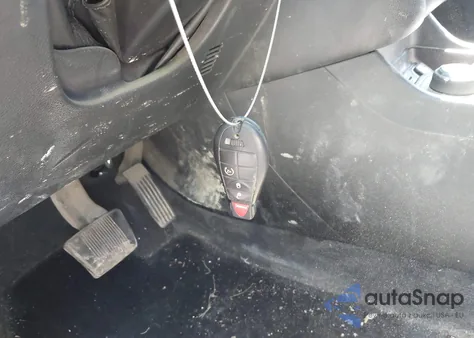 2015 Jeep Cherokee Latitude Altitude z USA, uszkodzony, nr VIN 1C4PJMCS2FW775129